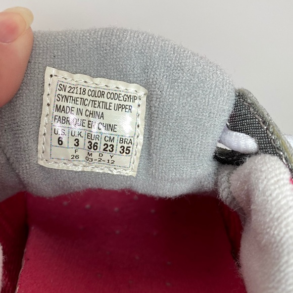 SKECHERS - ON THE GO FLEX WOMENS SIZE: 6 - Picture 11 of 12